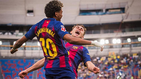Yamal lại thủ vai Messi